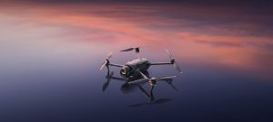 DJI Mavic 4 Pro: Інноваційні Характеристики, Прихильні Відгуки та Проблеми з Доступністю на Ринку США