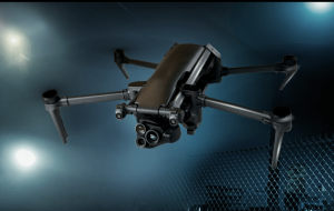 Представлення новітнього дрону Parrot Anafi UKR на Паризькому авіашоу