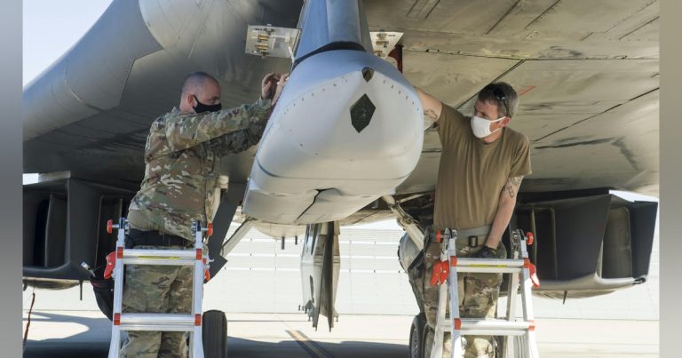 Військово-повітряні сили просять у Lockheed Martin ракети «повітря-земля» з інфрачервоним виявленням та супутниковою навігацією