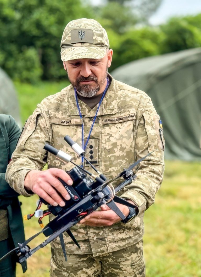 Українські дронові підрозділи заробляють очки за удари через військовий ринок